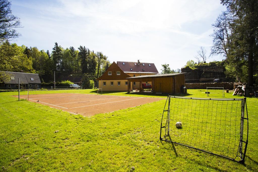 Penzion U Vyhlidky Chřibská エクステリア 写真